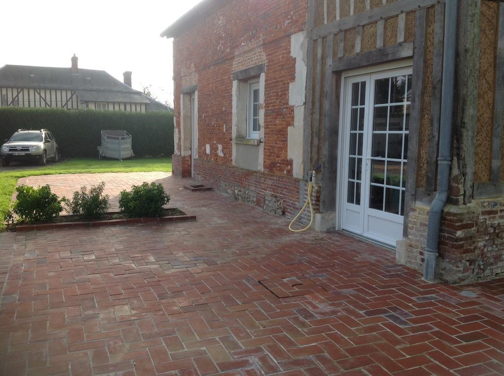 Le Saint Aubin- Maison D Hotes Dans Ce Monastere Du 16 Siecle Amfreville-la-Campagne Екстер'єр фото